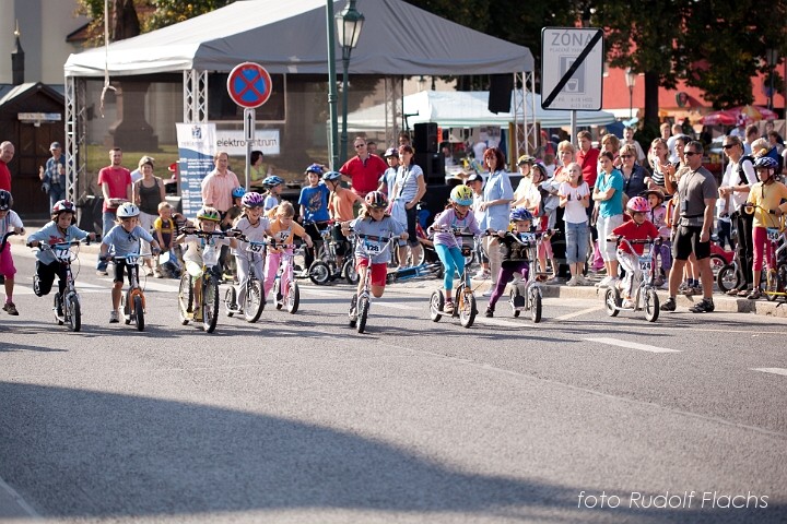 2010_09_11_2281.jpg - www.flachs.cz