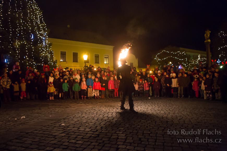 2014_12_05_1373.jpg - www.flachs.cz