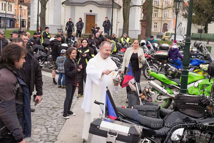 2015_04_18_8847.jpg - www.flachs.cz